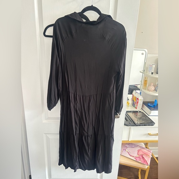 Black beautiful summer dress from H&M - Picture 2 of 3